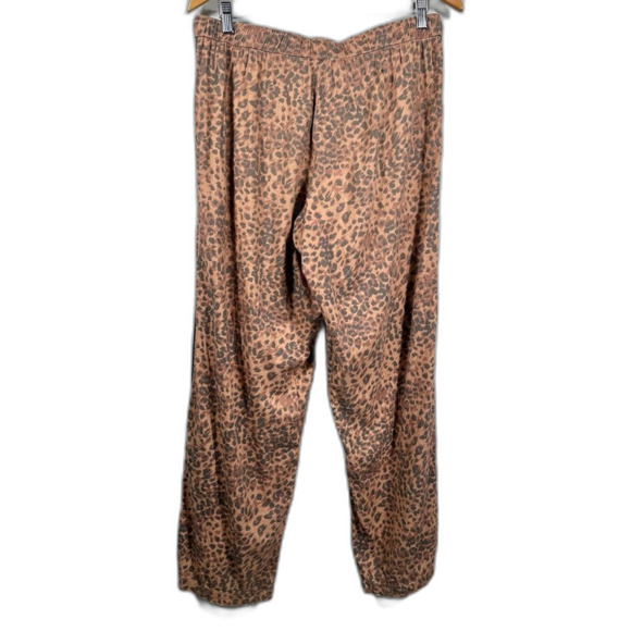 Aerie Leopard Print Flannel Pajama Pant Size Medium Long Casual Comfy Cozy Chic - Picture 5 of 16